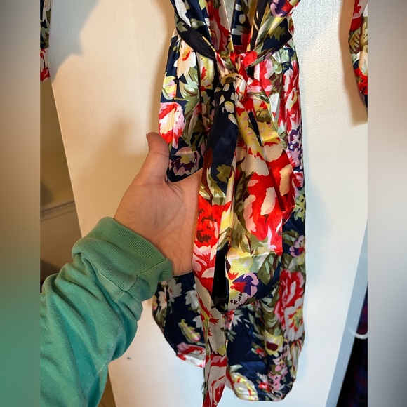 Floral Satin Robe - Picture 4 of 5